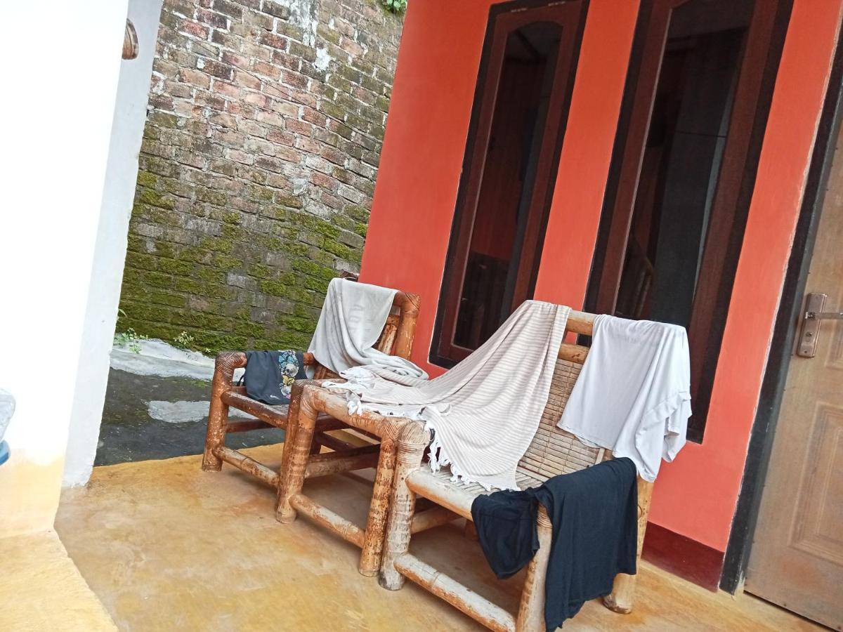 Perwita Homestay Kuta (Lombok)